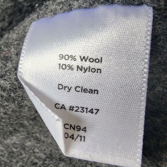 Talbots Gray Top and White Wide Leg Pants - Picture 5 of 15